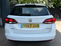 Second-hand Vauxhall Astra Elite 150 CP (110 kW) 2017 Alb Break