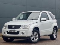 Used Suzuki Grand Vitara SZ4 2011 White SUV
