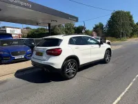 Used Mercedes GLA180 Urban 122 HP (89 kW) 2018 White SUV