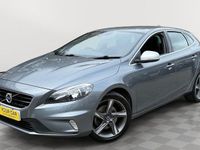 Usado Volvo V40 R-Design 122 HP (89 kW) 2019 Citadino