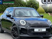 Begagnad Mini Cooper Exclusive 136 HK (100 kW) 2021 Svart Halvkombi
