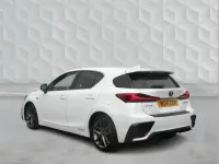 Used Lexus CT200h Sport Line 134 HP (98 kW) 2018 White Hatchback