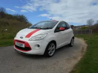 Używany Ford Ka 69 KM (50 kW) 2011 Biały Hatchback