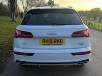 Used Audi Q5 S-Line 190 HP (139 kW) 2019 White SUV