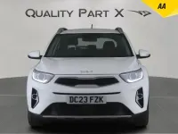 Usado Kia Stonic 2023 Blanco SUV