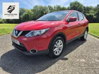Used Nissan Qashqai Acenta 110 HP (80 kW) 2016 Red SUV
