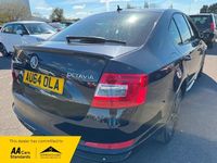 Usado Skoda Octavia 110 CV (80 kW) 2014 Negro Utilitario