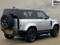 Usado Land Rover Defender SE Dynamic 249 HP (183 kW) 2021 Prateado Carrinha