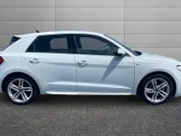Used Audi A1 Sportback S-Line 108 HP (79 kW) 2022 Glacier white Hatchback