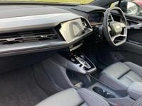 Used Audi Q4 e-tron Black Edition 210 kW (286 HP) 2025 White SUV