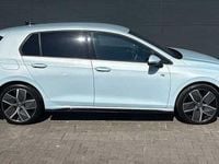 Second-hand VW Golf VIII 150 CP (110 kW) 2025