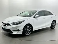 Second-hand Kia Ceed 158 CP (116 kW) 2023 Alb Hatchback