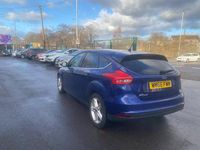 Used Ford Focus Zetec 120 HP (88 kW) 2016 Blue Hatchback