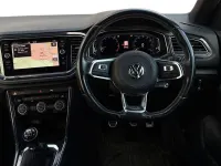 Used VW T-Roc R-line 150 HP (110 kW) 2018 Yellow SUV