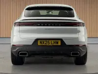 New Porsche Cayenne 354 HP (260 kW) 2025 Carrara white SUV