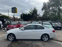 Used BMW 318 2013 White Coupe