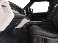 Used Land Rover Defender SE Dynamic 250 HP (183 kW) 2024 Black SUV
