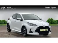 Used Toyota Yaris Design 116 HP (85 kW) 2024 White Hatchback