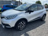 Used Renault Captur Dynamique 90 HP (66 kW) 2017 Silver/black SUV