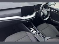 Used Skoda Octavia SE Technology 113 HP (83 kW) 2025 White Estate