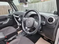 Begagnad Jeep Wrangler Sahara 197 HK (144 kW) 2014 Vit SUV