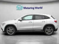 Usado Mercedes GLA250 Exclusive 218 HP (160 kW) 2021 Prateado SUV
