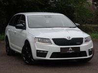 Used Skoda Octavia vRS 230 HP (169 kW) 2016 White Hatchback