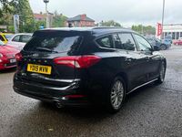 Used Ford Focus Titanium 120 HP (88 kW) 2019 Black Estate