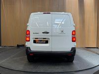 Begagnad Peugeot Expert Premium 2023 Vit Van