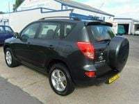 Usado Toyota RAV4 150 HP (110 kW) 2007 SUV