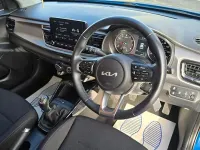 Used Kia Rio 101 HP (74 kW) 2022 Blue Hatchback