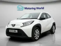 Used Toyota Aygo X PURE 72 HP (52 kW) 2025 SUV