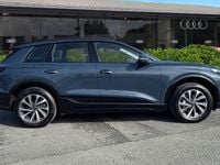 Usado Audi e-tron Sport 225 kW (306 CV) 2025 Azul SUV