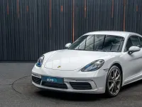 Used Porsche 718 Cayman 300 HP (220 kW) 2019 White Coupe