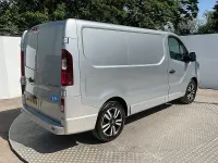 Used Renault Trafic 150 HP (110 kW) 2022 Highland grey