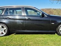 Used BMW 320 Exclusive 2010 Black Estate