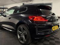 Usado VW Scirocco R-line 150 HP (110 kW) 2017 Preto Coupé