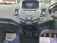 Used Ford Fiesta Zetec 82 HP (60 kW) 2016 Red Hatchback