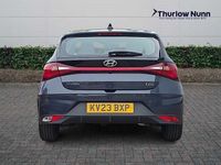 Used Hyundai i20 SE 100 HP (73 kW) 2023 Aurora grey/black mono Hatchback