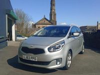 Usado Kia Carens 2013 Plateado Monovolumen
