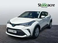 Used Toyota C-HR 122 HP (89 kW) 2023 White SUV