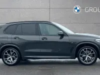 Begagnad BMW X5 M Sport 282 HK (207 kW) 2023 Grå SUV
