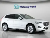 Used Volvo XC60 Momentum 250 HP (183 kW) 2020 White SUV