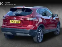 Used Nissan Qashqai N-Connecta 160 HP (117 kW) 2020 Magnetic red SUV