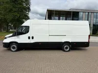 Begagnad Iveco Daily 136 HK (100 kW) 2022 Vit Van