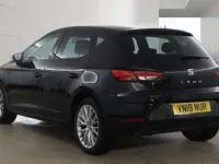Usado Seat Leon SE Dynamic 2019 Negro Utilitario