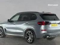 Usado BMW X5 M Sport 347 CV (255 kW) 2024 Gris SUV