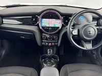 Used Mini Cooper Classic 136 HP (100 kW) 2021 Red Hatchback