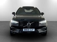 Used Volvo XC60 R-Design 390 HP (286 kW) 2018 Black SUV