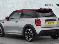 Usado Mini John Cooper Works Hatch 231 CV (169 kW) 2024 Plateado Utilitario